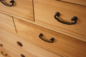 遺品整理で着物が出てきた！処分に困ったときは？